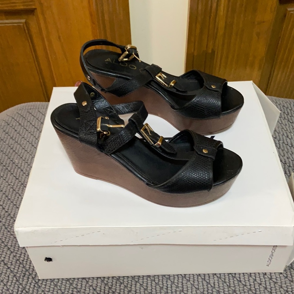 Aldo shoes size 6 in women